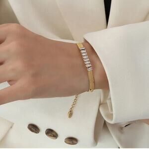 NEW 18K yellow gold plated CZ flat snake chain bracelet jewelry B27A